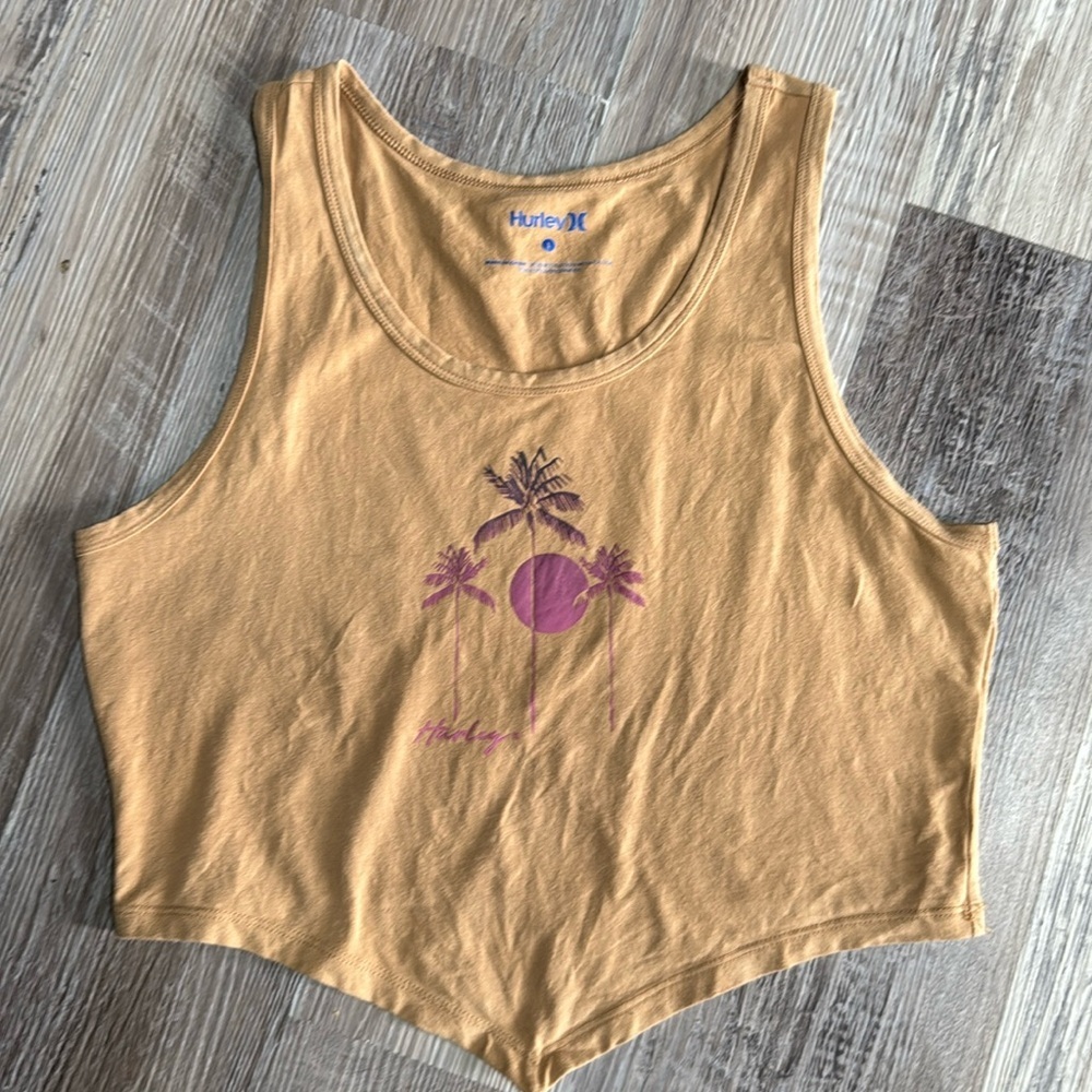 Hurley Graphic Iced Coffee Stretch V Point Hem Crop Top
